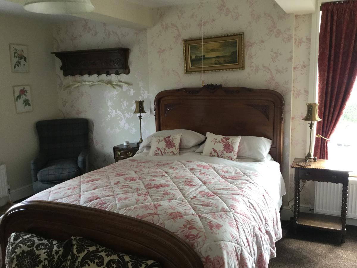 Eagle House Bed & Breakfast Eccleshall ภายนอก รูปภาพ