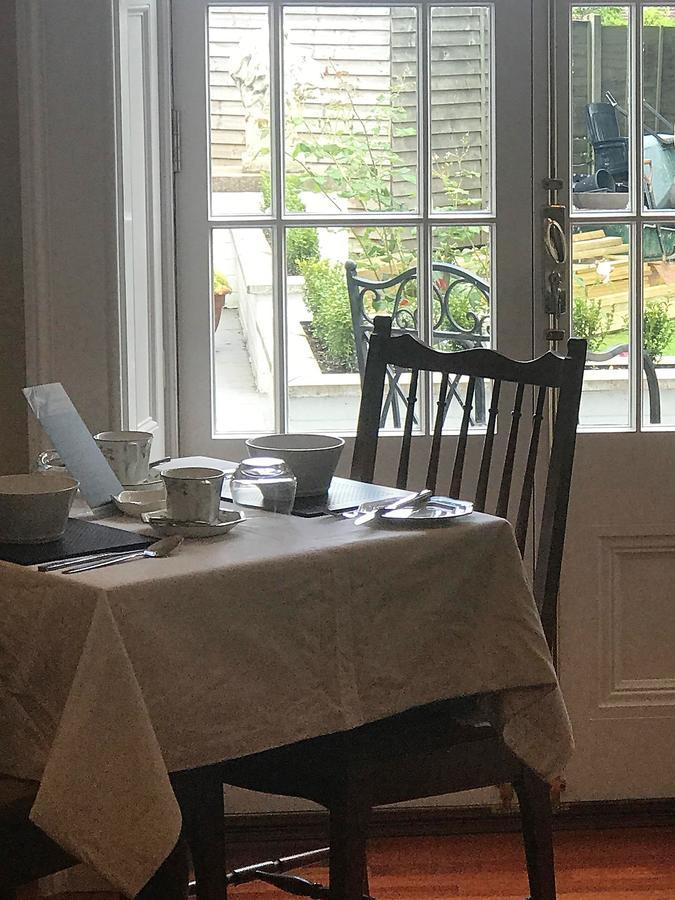 Eagle House Bed & Breakfast Eccleshall ภายนอก รูปภาพ